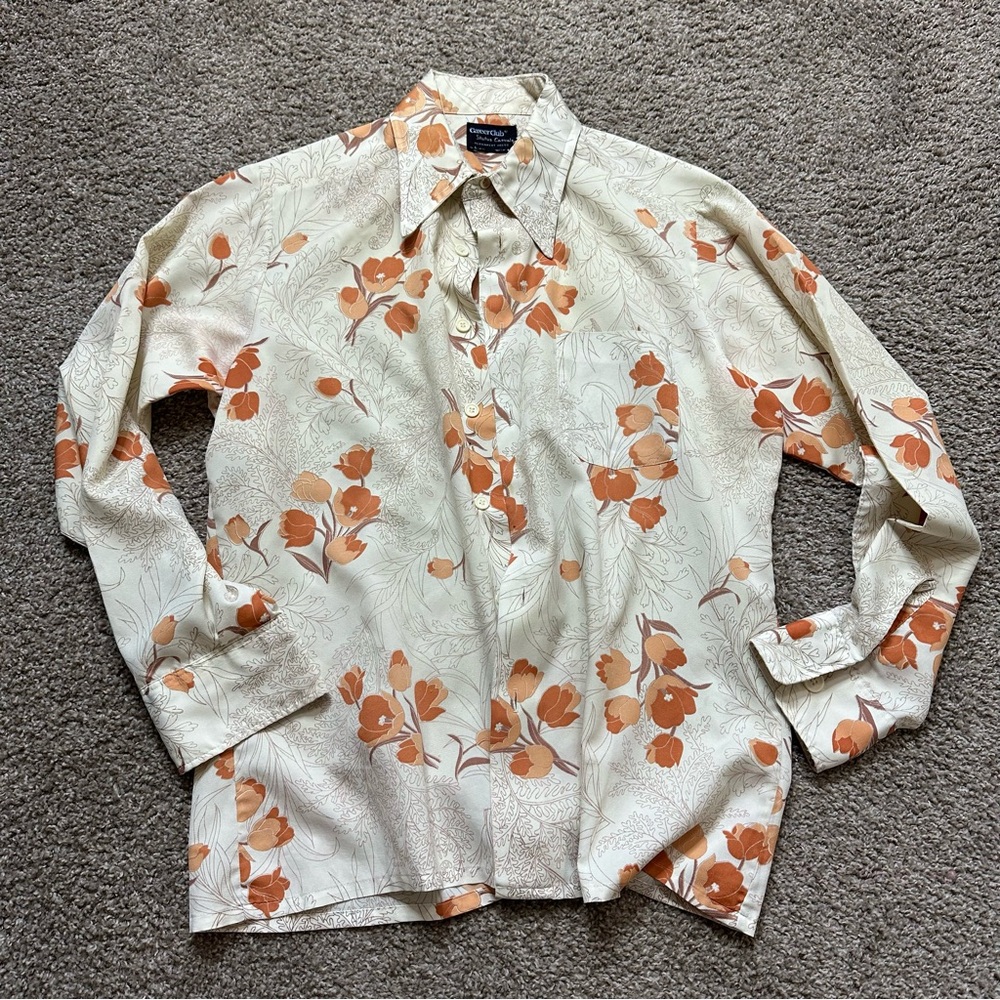 Career Club Cream and Orange Casual Button Down Shirt with Floral Design 🦩